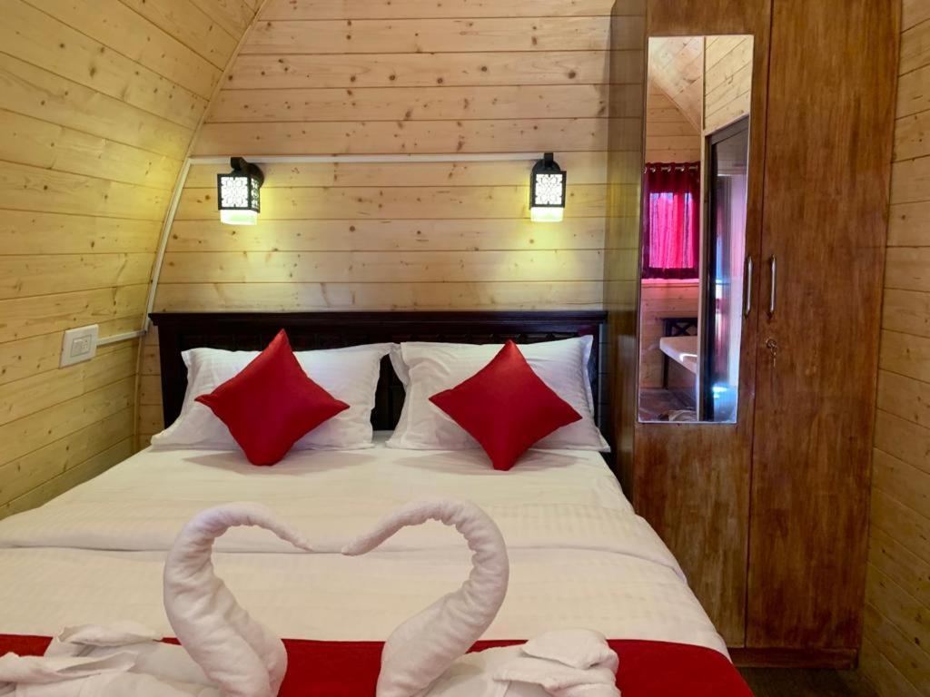 Bed and Breakfast Cozy Capsules - Modern Hut Kukkal Экстерьер фото