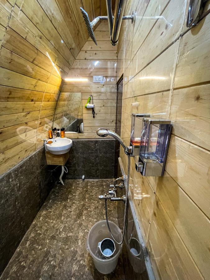 Bed and Breakfast Cozy Capsules - Modern Hut Kukkal Экстерьер фото
